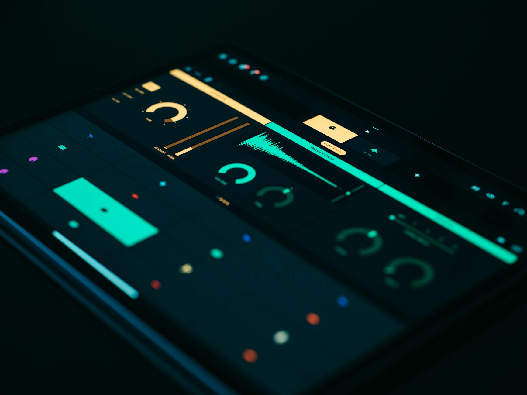 FDM跨平台下载管理界面展示